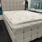 Florance Button Bed